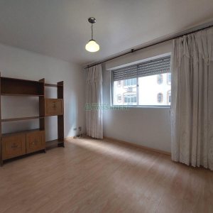 Apartamento com 75m², 2 dormitórios, 1 vaga, no bairro Centro em Caxias do Sul para Alugar
