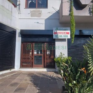 Loja com 320m², no bairro Nossa Senhora de Lourdes em Caxias do Sul para Alugar