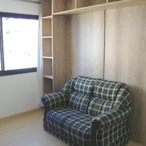 Apto Mobiliado com 30m², 1 dormitório, 1 vaga, no bairro Centro em Caxias do Sul para Alugar ou Comprar