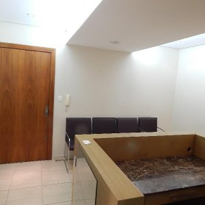 Sala Mobiliada com 48m², no bairro Centro em Caxias do Sul para Comprar