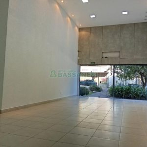 Loja com 210m², no bairro Centro em Caxias do Sul para Alugar