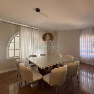 Apto Mobiliado com 300m², 4 dormitórios, 2 vagas, no bairro Jardim América em Caxias do Sul para Alugar ou Comprar