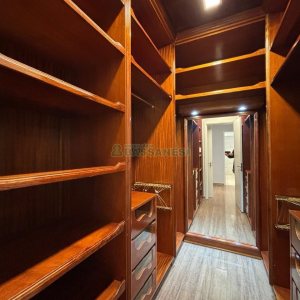 Apto Mobiliado com 300m², 4 dormitórios, 2 vagas, no bairro Jardim América em Caxias do Sul para Alugar ou Comprar