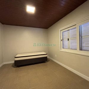 Apto Mobiliado com 300m², 4 dormitórios, 2 vagas, no bairro Jardim América em Caxias do Sul para Alugar ou Comprar