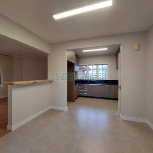 Apto/Cobertura com 299m², 4 dormitórios, 2 vagas, no bairro Jardim América em Caxias do Sul para Comprar