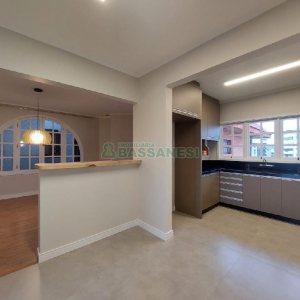 Apto/Cobertura com 299m², 4 dormitórios, 2 vagas, no bairro Jardim América em Caxias do Sul para Comprar