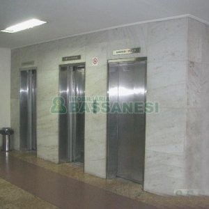 Sala com 20m², no bairro Centro em Caxias do Sul para Alugar