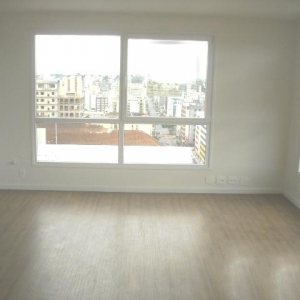 Sala com 45m², no bairro Centro em Caxias do Sul para Alugar