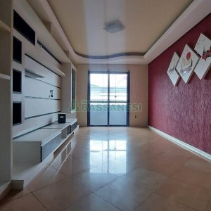 Apto Mobiliado com 100m², 2 dormitórios, 1 vaga, no bairro Sagrada Família em Caxias do Sul para Comprar