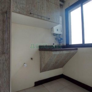 Apto Mobiliado com 100m², 2 dormitórios, 1 vaga, no bairro Sagrada Família em Caxias do Sul para Comprar