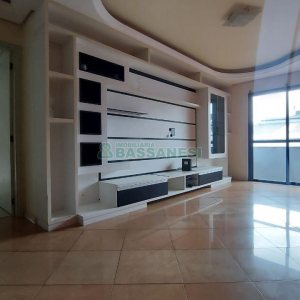 Apto Mobiliado com 100m², 2 dormitórios, 1 vaga, no bairro Sagrada Família em Caxias do Sul para Comprar