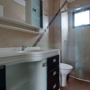 Apto Mobiliado com 100m², 2 dormitórios, 1 vaga, no bairro Sagrada Família em Caxias do Sul para Comprar