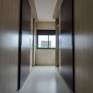 Apto Mobiliado com 100m², 2 dormitórios, 1 vaga, no bairro Sagrada Família em Caxias do Sul para Comprar