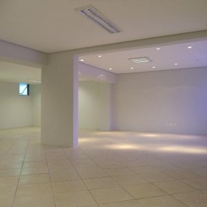 Loja com 420m², no bairro Centro em Caxias do Sul para Alugar