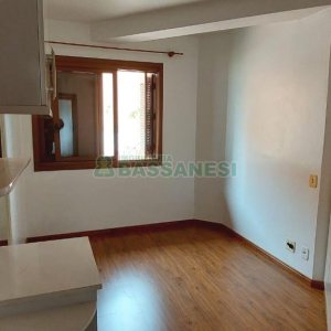 Apto Mobiliado com 93m², 3 dormitórios, 1 vaga, no bairro São Pelegrino em Caxias do Sul para Comprar