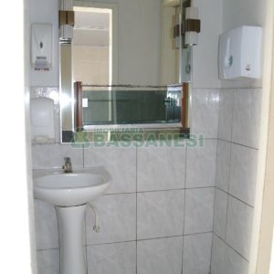 Loja com 360m², no bairro São Pelegrino em Caxias do Sul para Alugar