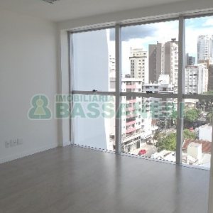Sala com 46m², 1 vaga, no bairro Centro em Caxias do Sul para Alugar