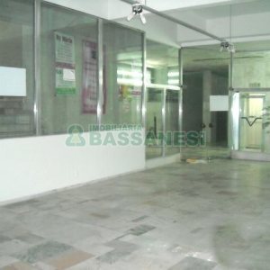 Loja com 86m², no bairro Centro em Caxias do Sul para Alugar