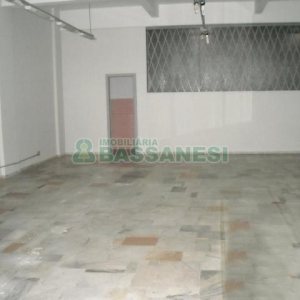 Loja com 86m², no bairro Centro em Caxias do Sul para Alugar