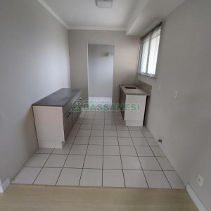 Apartamento com 66m², 2 dormitórios, 2 vagas, no bairro Interlagos em Caxias do Sul para Alugar