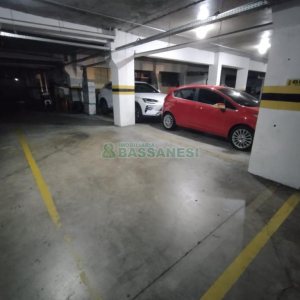 Apartamento com 66m², 2 dormitórios, 2 vagas, no bairro Interlagos em Caxias do Sul para Alugar