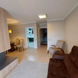 Apto Mobiliado com 95m², 3 dormitórios, 2 vagas, no bairro Cinqüentenário em Caxias do Sul para Comprar