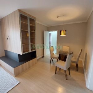 Apto Mobiliado com 95m², 3 dormitórios, 2 vagas, no bairro Cinqüentenário em Caxias do Sul para Comprar