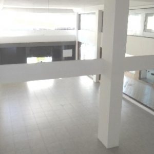 Loja com 484m², 1 vaga, no bairro Pio X em Caxias do Sul para Alugar