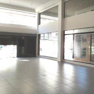 Loja com 484m², 1 vaga, no bairro Pio X em Caxias do Sul para Alugar