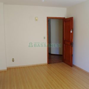 Apartamento com 98m², 2 dormitórios, 1 vaga, no bairro Lourdes em Caxias do Sul para Alugar