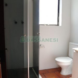 Apartamento com 98m², 2 dormitórios, 1 vaga, no bairro Lourdes em Caxias do Sul para Alugar
