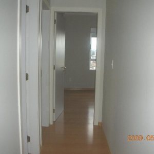 Apartamento com 95m², 3 dormitórios, 2 vagas, no bairro Rio Branco em Caxias do Sul para Alugar