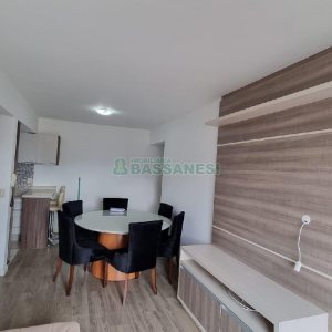 Apto Mobiliado com 61m², 2 dormitórios, 2 vagas, no bairro Panazzolo em Caxias do Sul para Comprar