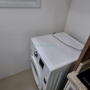 Apto Mobiliado com 61m², 2 dormitórios, 2 vagas, no bairro Panazzolo em Caxias do Sul para Comprar