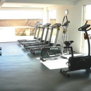 Apto Mobiliado com 61m², 2 dormitórios, 2 vagas, no bairro Panazzolo em Caxias do Sul para Comprar