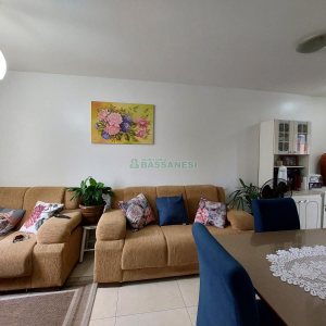Apartamento com 47m², 2 dormitórios, 1 vaga, no bairro Santa Catarina em Caxias do Sul para Alugar