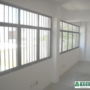 Sala com 168m², no bairro Centro em Caxias do Sul para Alugar