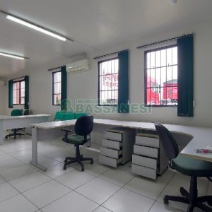 Loja com 126m², no bairro Santa Fé em Caxias do Sul para Alugar