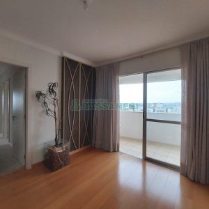 Apartamento com 90m², 3 dormitórios, 2 vagas, no bairro Rio Branco em Caxias do Sul para Alugar