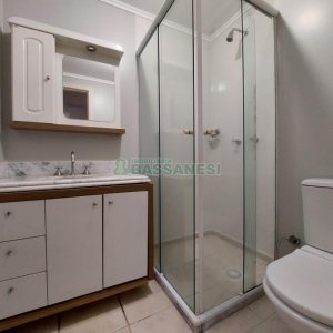 Apartamento com 90m², 3 dormitórios, 2 vagas, no bairro Rio Branco em Caxias do Sul para Alugar