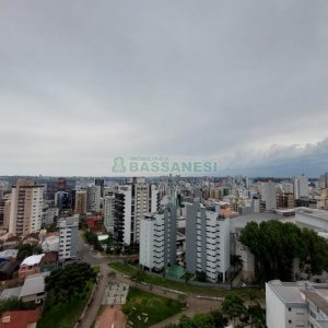Apartamento com 90m², 3 dormitórios, 2 vagas, no bairro Rio Branco em Caxias do Sul para Alugar