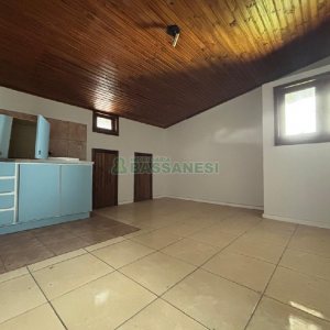 Apartamento com 180m², 4 dormitórios, 1 vaga, no bairro De Lazzer em Caxias do Sul para Alugar