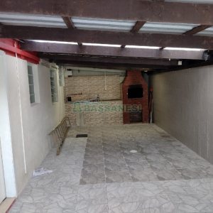 Casa com 215m², 5 dormitórios, 2 vagas, no bairro Charqueadas em Caxias do Sul para Comprar