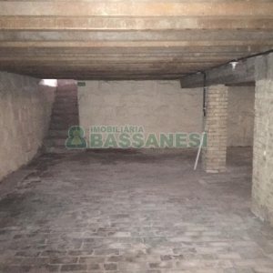 Loja com 410m², no bairro Centro em Caxias do Sul para Alugar