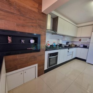 Apto Mobiliado com 140m², 3 dormitórios, 3 vagas, no bairro Charqueadas em Caxias do Sul para Alugar