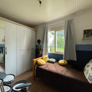 Casa Mobiliada com 105m², 3 dormitórios, 1 vaga, no bairro Marechal Floriano em Caxias do Sul para Comprar