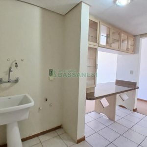 Apartamento com 59m², 1 dormitório, 1 vaga, no bairro Centro em Caxias do Sul para Comprar