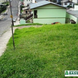 Terreno, no bairro Marechal Floriano em Caxias do Sul para Comprar