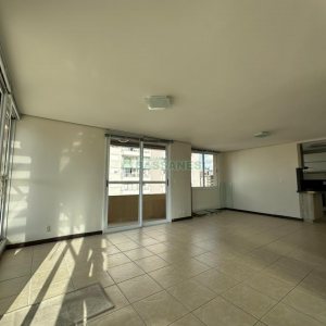 Apto/Cobertura com 297m², 2 dormitórios, 2 vagas, no bairro Centro em Caxias do Sul para Comprar