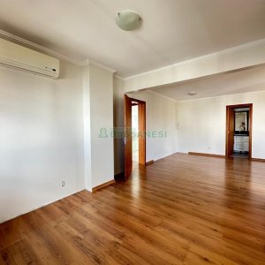 Apto/Cobertura com 297m², 2 dormitórios, 2 vagas, no bairro Centro em Caxias do Sul para Comprar